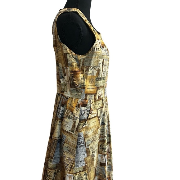 Retrolicious Newspaper Print Dress - Picture 4 of 8